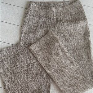 Lulu B pull on Pants 8 Lace pattern Taupe and white Straight leg LNWOT